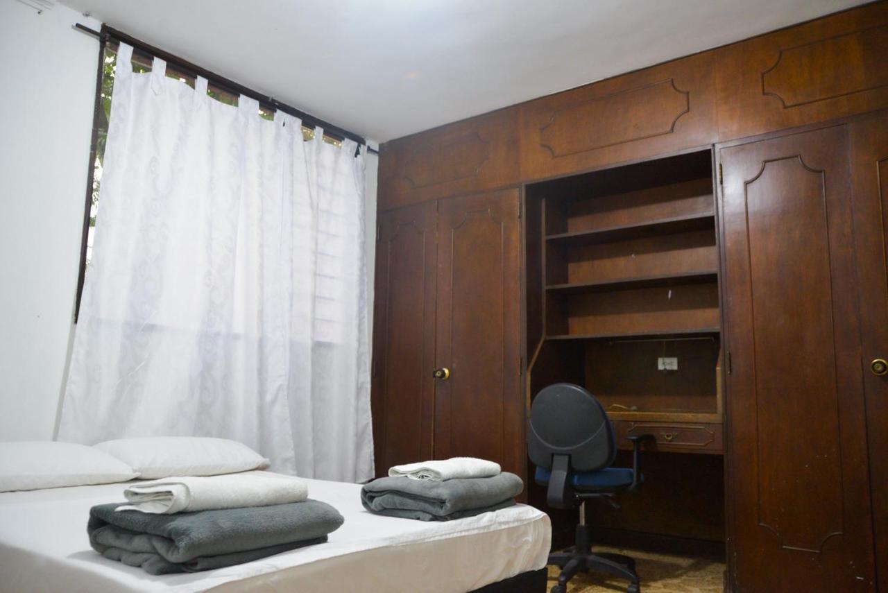 Ivy Hostel Medellín Zewnętrze zdjęcie