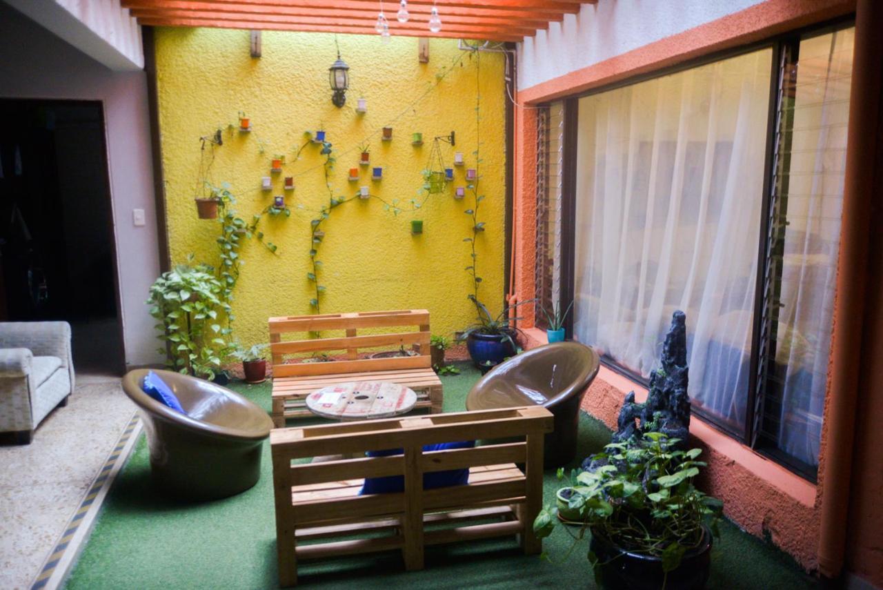 Ivy Hostel Medellín Zewnętrze zdjęcie